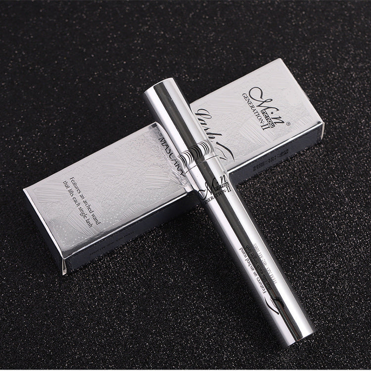 Thick and waterproof mascara - eyes Glowing Skin Beauty Essentials